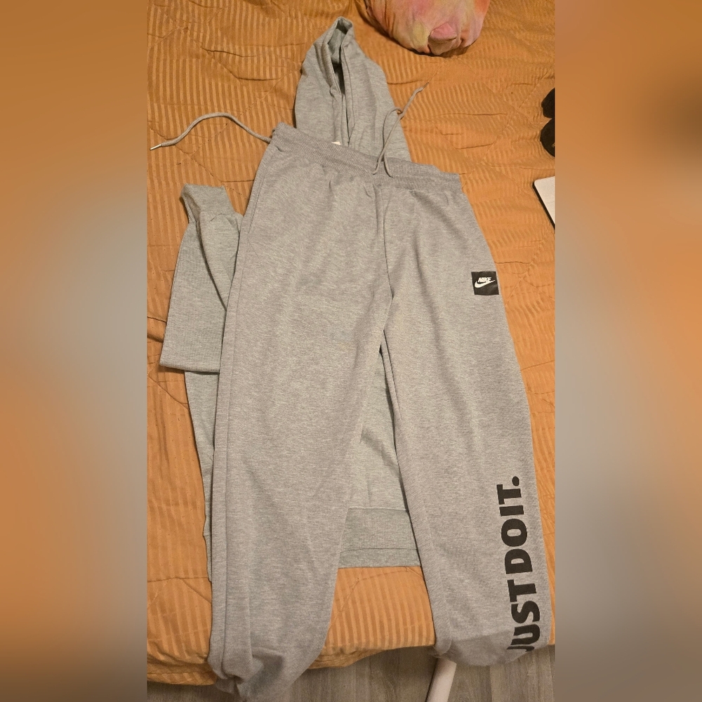 Nike Gray 'Just Do It' Tracksuit